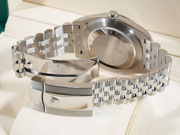 Rolex Datejust 41 Ref. 126334 Stainless Steel/White Gold Bright Blue Dial Jubilee Bracelet