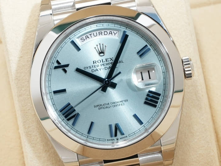 ロレックス デイデイト40 Ref.228206 プラチナ アイスブルー文字盤