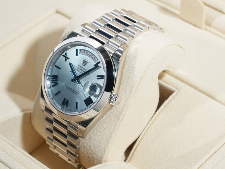ロレックス デイデイト40 Ref.228206 プラチナ アイスブルー文字盤