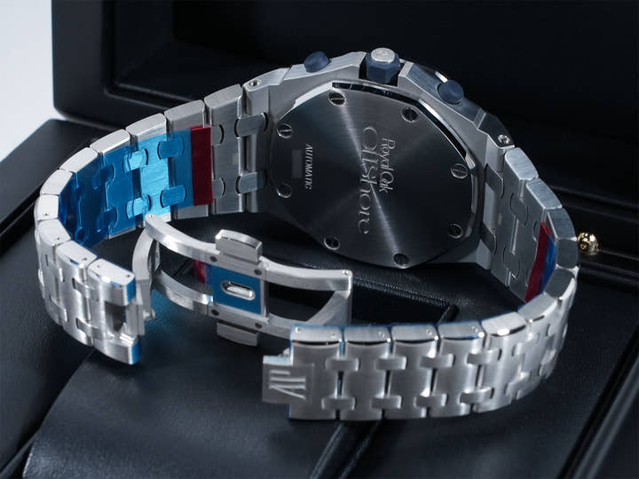 Audemars Piguet Royal Oak Offshore Chronograph Ref. 26237ST.OO.1000ST.01 Stainless Steel Blue Dial