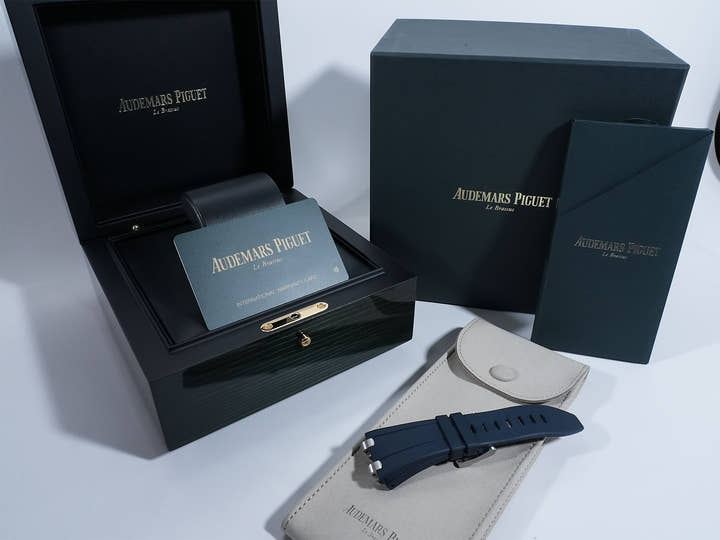 Audemars Piguet Royal Oak Offshore Chronograph Ref. 26237ST.OO.1000ST.01 Stainless Steel Blue Dial