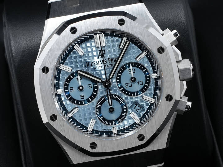 オーデマピゲ ロイヤルオーク クロノグラフ Ref.26317BC.OO.1256BC.01 ホワイトゴールド ライトブルー文字盤