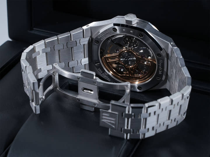 Audemars Piguet Royal Oak Ref. 15503BC.OO.1220BC.01 White Gold Blue Dial