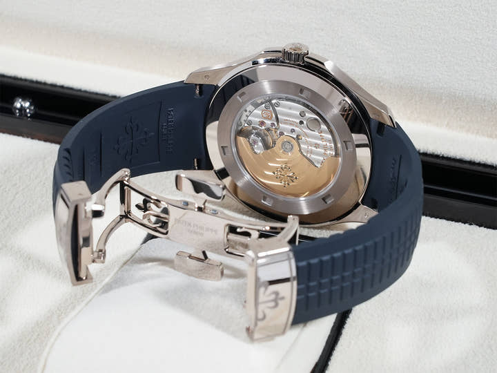 パテックフィリップ アクアノート Ref.5168G-001 ホワイトゴールド ミッドナイトブルー文字盤