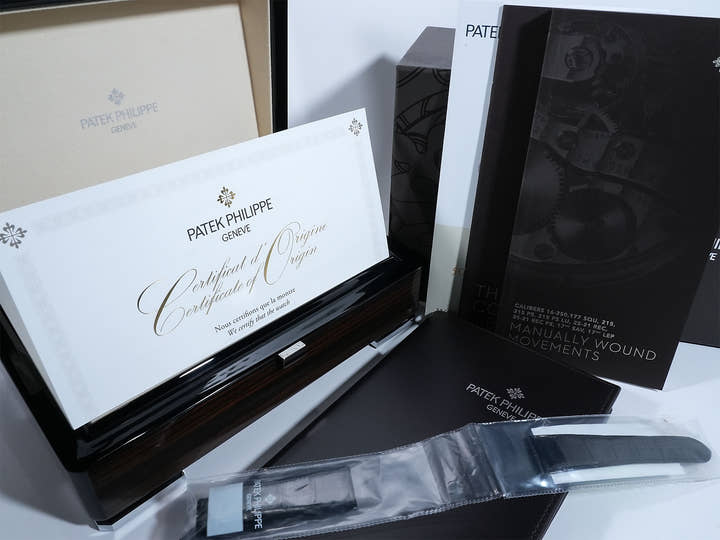 パテックフィリップ カラトラバ Ref.5196G-001 ホワイトゴールド シルバー文字盤