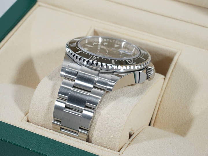 ロレックス シードゥエラー Ref.126600 ステンレススチール ブラック文字盤