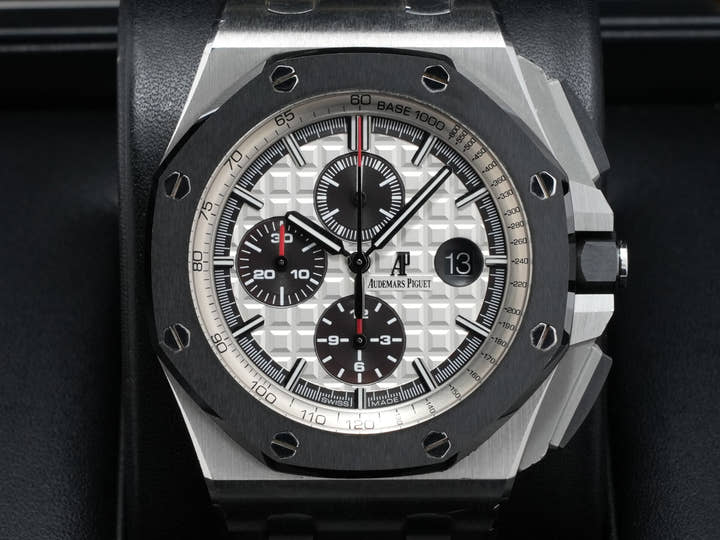 Audemars Piguet Royal Oak Offshore Chronograph Ref. 26400SO.OO.A002CA.01 Stainless Steel Silver Dial