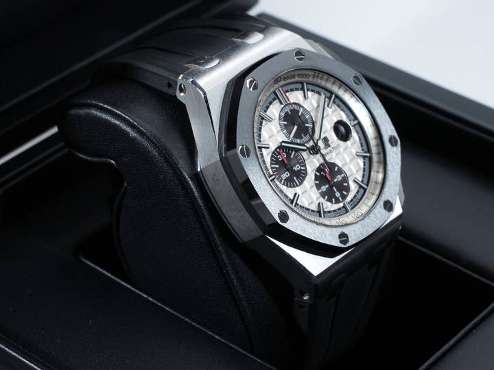 Audemars Piguet Royal Oak Offshore Chronograph Ref. 26400SO.OO.A002CA.01 Stainless Steel Silver Dial