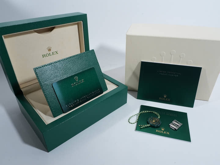 ロレックス ヨットマスター40 Ref.126622 ステンレススチール/プラチナ スレート文字盤