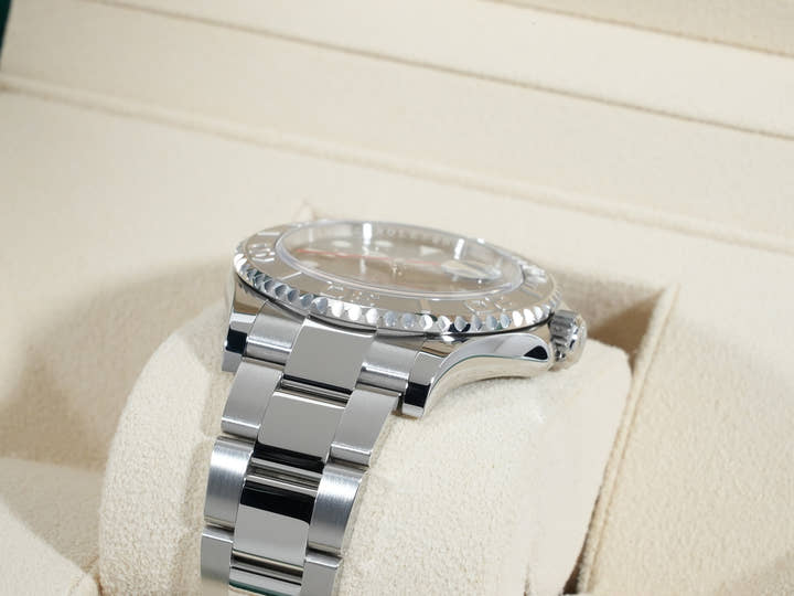 ロレックス ヨットマスター40 Ref.126622 ステンレススチール/プラチナ ブライトブルー文字盤