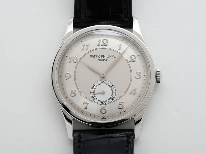 パテックフィリップ カラトラバ Ref.5196P-001 プラチナ シルバー文字盤