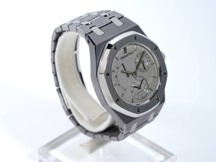 オーデマピゲ ロイヤルオーク デュアルタイム タンタル Ref.25730TT.OO.0789TT.01 タンタル グレー文字盤