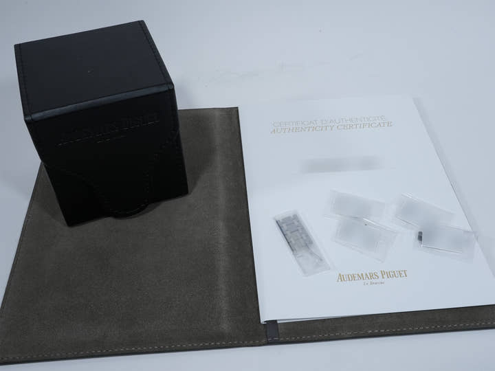 オーデマピゲ ロイヤルオーク デュアルタイム タンタル Ref.25730TT.OO.0789TT.01 タンタル グレー文字盤