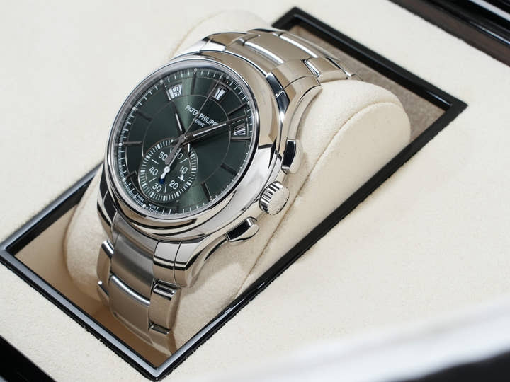 Patek Philippe Annual Calendar Chronograph Ref. 5905/1A-001 Stainless Steel Olive Green Sunburst Dial