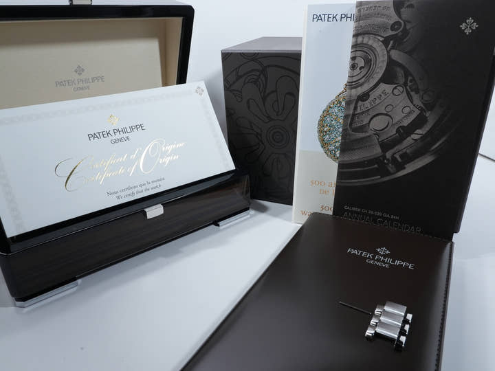 Patek Philippe Annual Calendar Chronograph Ref. 5905/1A-001 Stainless Steel Olive Green Sunburst Dial