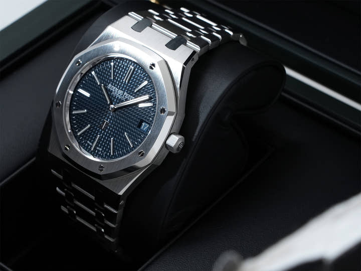 Audemars Piguet Royal Oak Jumbo Extra-Thin Ref. 16202ST.OO.1240ST.02 Stainless Steel Night Blue Dial