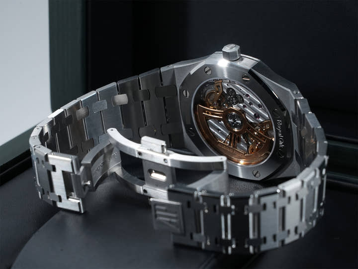 Audemars Piguet Royal Oak Jumbo Extra-Thin Ref. 16202ST.OO.1240ST.02 Stainless Steel Night Blue Dial