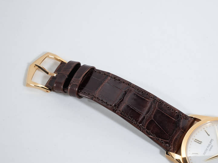 パテックフィリップ カラトラバ Ref.5196J-001 イエローゴールド シルバー文字盤