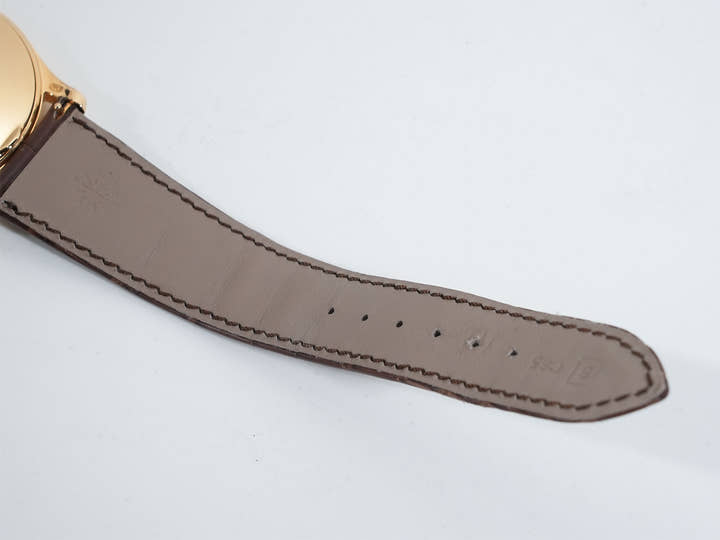 パテックフィリップ カラトラバ Ref.5196J-001 イエローゴールド シルバー文字盤