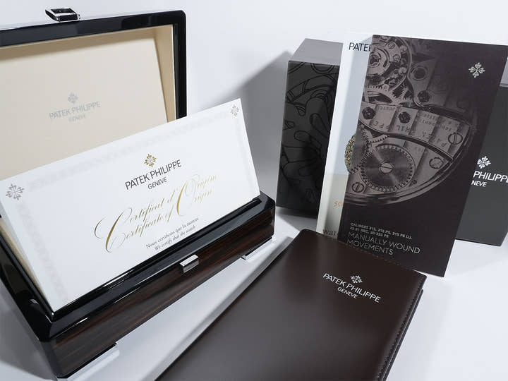 パテックフィリップ カラトラバ Ref.5196J-001 イエローゴールド シルバー文字盤