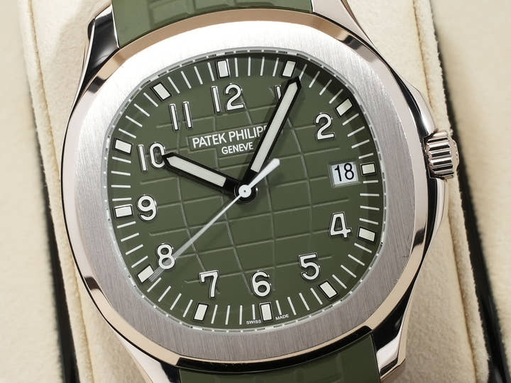 パテックフィリップ アクアノート Ref.5168G-010 ホワイトゴールド カーキグリーン文字盤