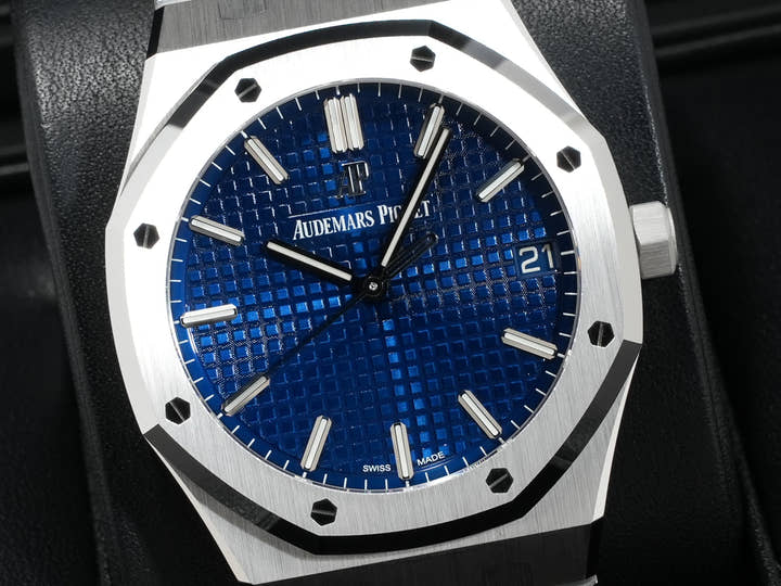 オーデマピゲ ロイヤルオーク Ref.15503BC.OO.1220BC.01 ホワイトゴールド ブルー文字盤