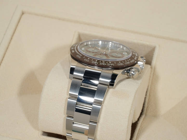 ロレックス デイトナ Ref.116506 プラチナ アイスブルー文字盤