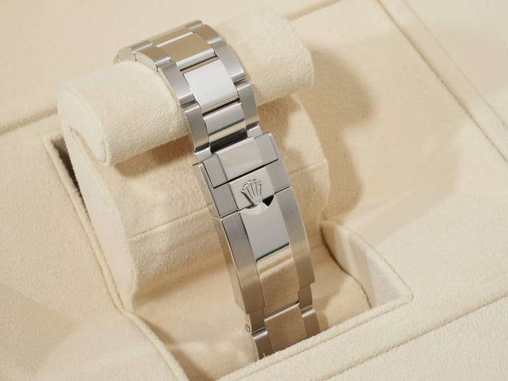 ロレックス デイトナ Ref.116506 プラチナ アイスブルー文字盤