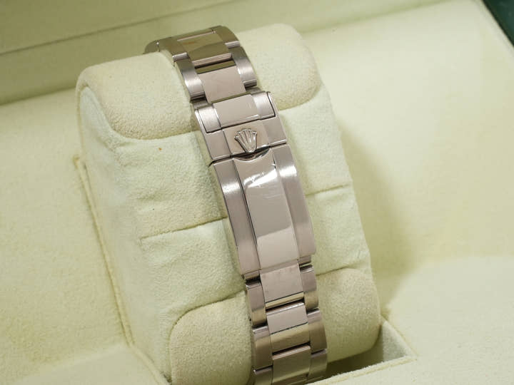 ロレックス ヨットマスターII Ref.116689 ホワイトゴールド ホワイト文字盤