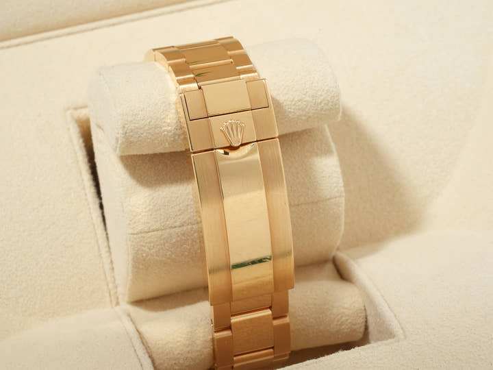 Rolex Submariner Date Ref. 126618LN Yellow Gold Black Dial