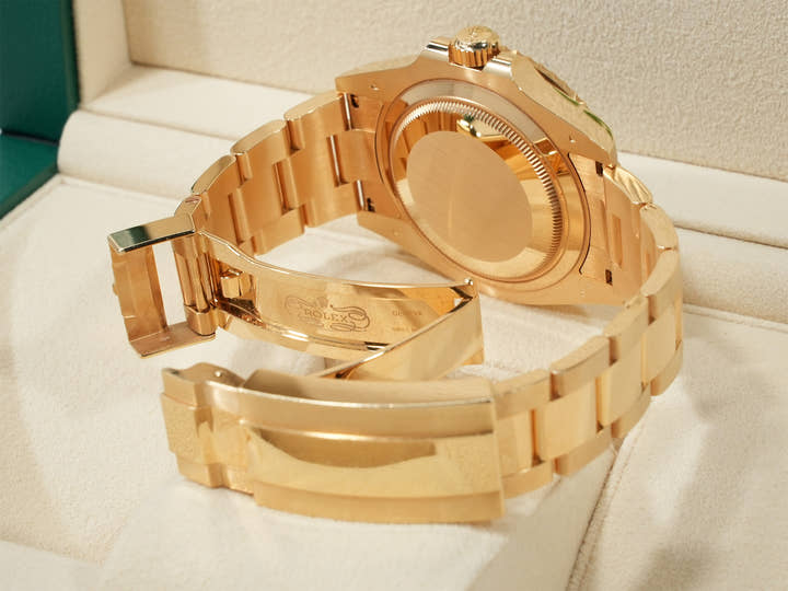 Rolex Submariner Date Ref. 126618LN Yellow Gold Black Dial