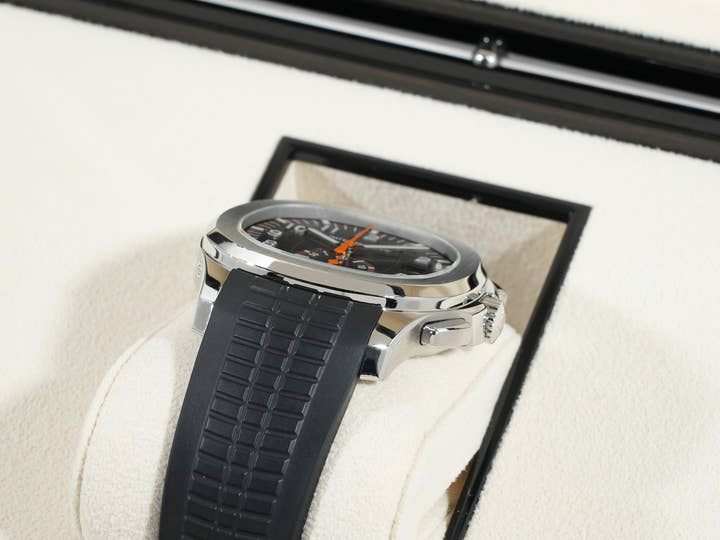 パテックフィリップ アクアノート クロノグラフ Ref.5968A-001 ステンレススチール ブラック文字盤