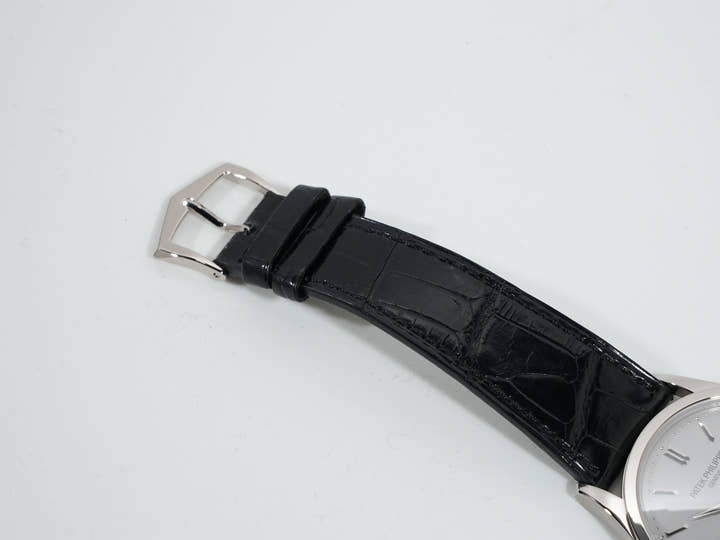 パテックフィリップ カラトラバ Ref.5196G-001 ホワイトゴールド シルバー文字盤