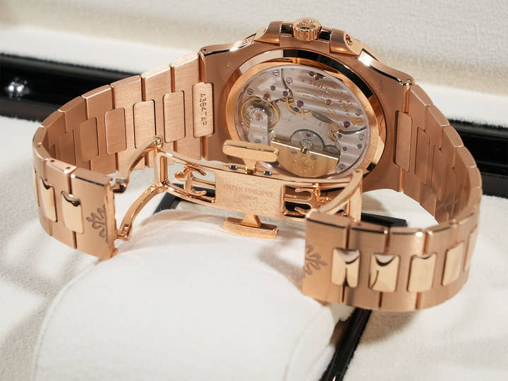 パテックフィリップ ノーチラス Ref.5712/1R-001 ローズゴールド ブラウン ソレイユ文字盤