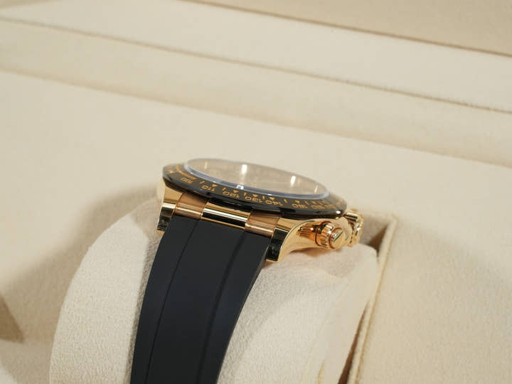 Rolex Daytona Ref. 116518LN Yellow Gold Black x Champagne Dial