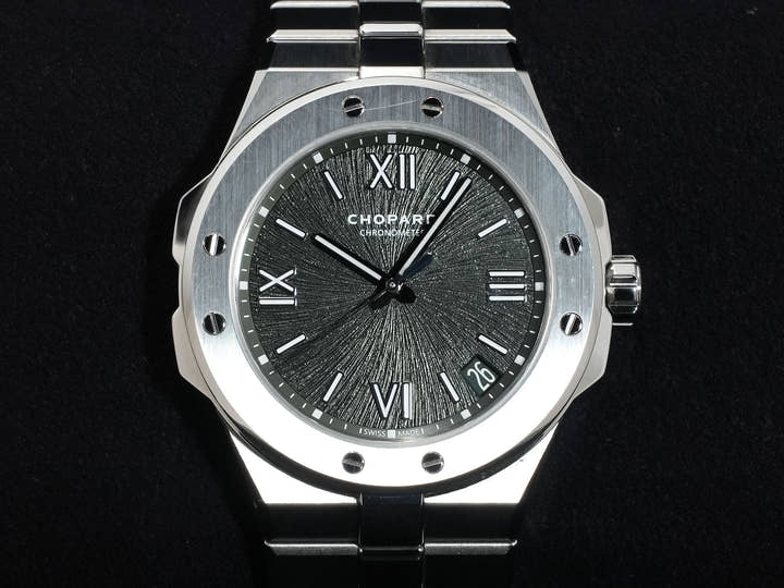 ショパール アルパイン イーグル 41 Ref.298600-3014 SS パイングリーン文字盤 中古 8vxy7btj