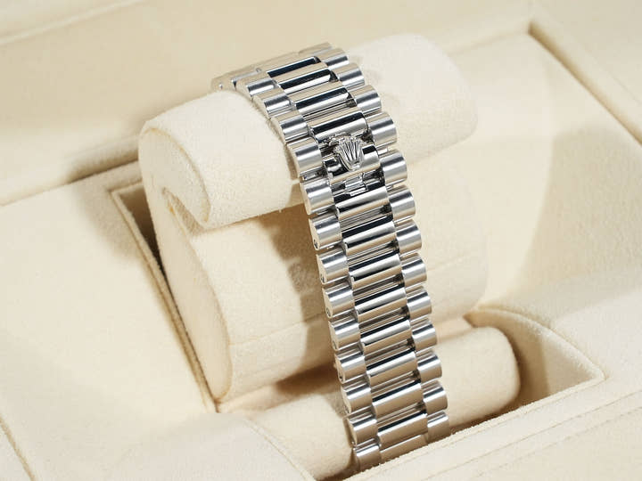 ロレックス デイデイト40 Ref.228206A プラチナ メテオライト文字盤