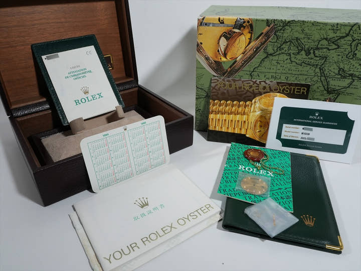 ロレックス デイデイト36 Ref.18238G イエローゴールド オニキスx10Pダイヤ文字盤