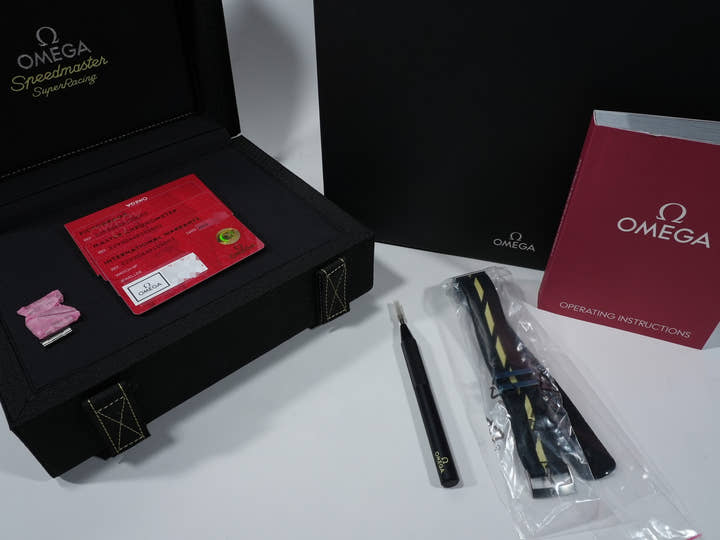 オメガ スピードマスター スーパーレーシング 44.25mm Ref.329.30.44.51.01.003 SS ブラック文字盤 未使用 jc6ghg6b