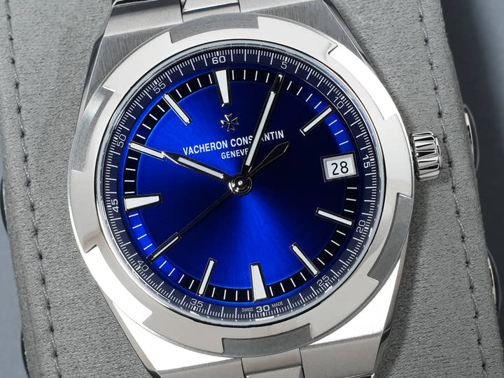 ヴァシュロンコンスタンタン オーヴァーシーズ オートマティック Ref.4520V/210A-B128 ブルー文字盤 未使用 zfkqoe73