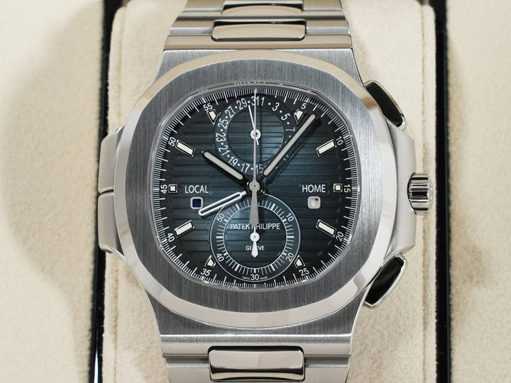 パテックフィリップ ノーチラス トラベルタイム クロノグラフ Ref.5990/1A-011 ステンレススチール ブルーソレイユ文字盤