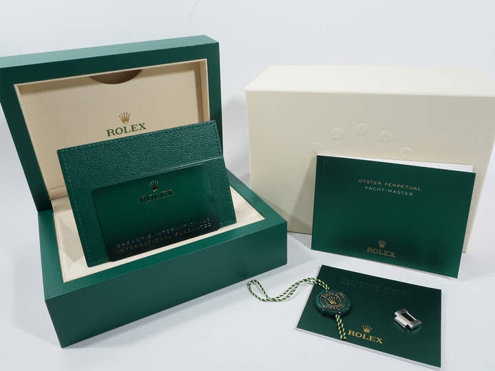 ロレックス ヨットマスター40 Ref.126622 ステンレススチール/プラチナ スレート文字盤