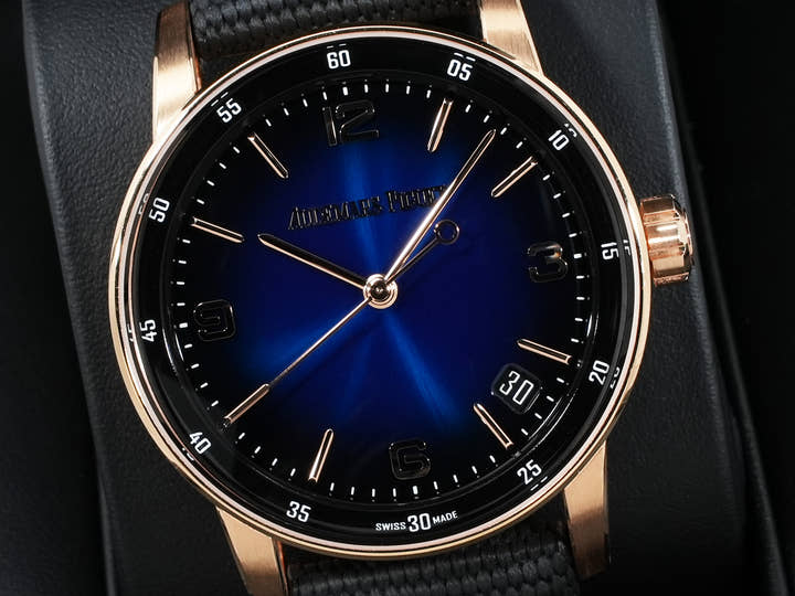 オーデマピゲ CODE 11.59 バイ オーデマ ピゲ Ref.15210OR.OO.A028CR.01 ピンクゴールド スモークブルーラッカー文字盤