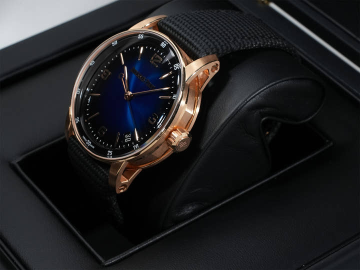 オーデマピゲ CODE 11.59 バイ オーデマ ピゲ Ref.15210OR.OO.A028CR.01 ピンクゴールド スモークブルーラッカー文字盤