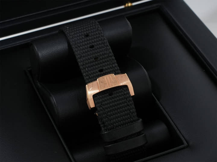 オーデマピゲ CODE 11.59 バイ オーデマ ピゲ Ref.15210OR.OO.A028CR.01 ピンクゴールド スモークブルーラッカー文字盤