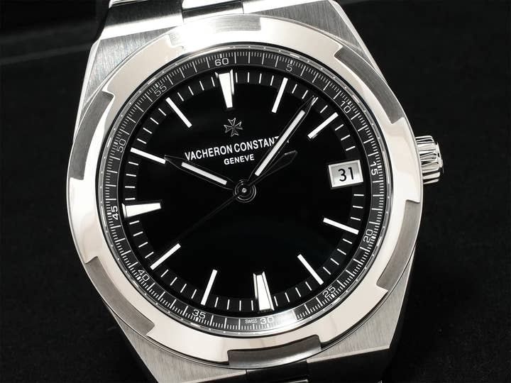 ヴァシュロンコンスタンタン オーヴァーシーズ Ref.4500V/110A-B483 ブラック文字盤 中古 hgavwkrj