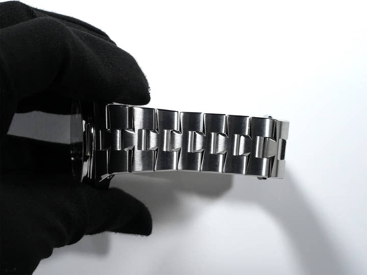 ヴァシュロンコンスタンタン オーヴァーシーズ Ref.4500V/110A-B483 ブラック文字盤 中古 hgavwkrj