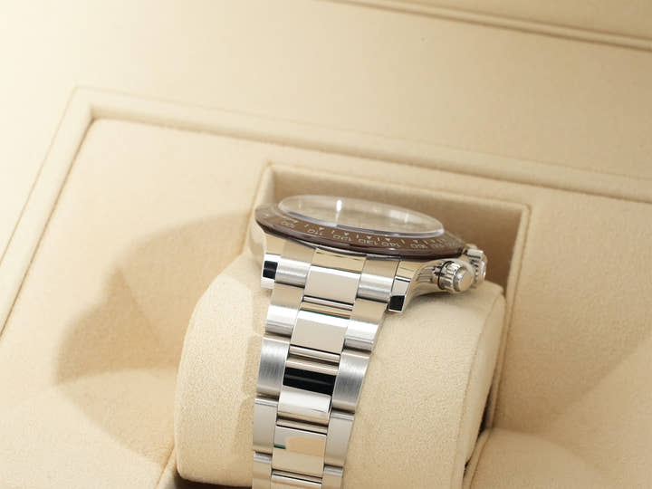 ロレックス デイトナ Ref.116506 プラチナ アイスブルー文字盤