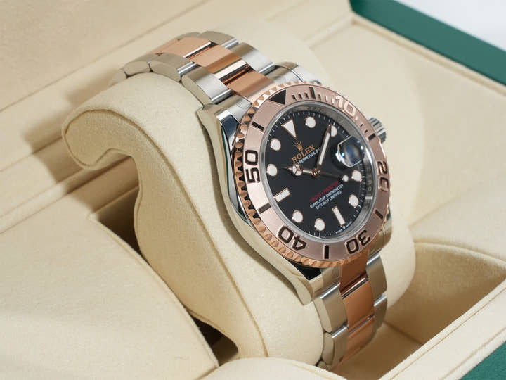 ロレックス ヨットマスター40 Ref.126621 ステンレススチール/エバーローズゴールド ブラック文字盤