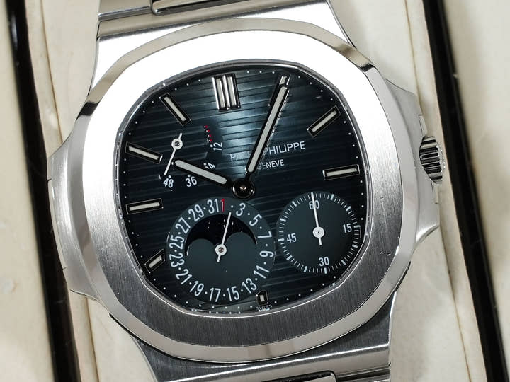 パテックフィリップ ノーチラス プチコンプリケーション Ref.5712/1A-001 ステンレススチール ブルー文字盤